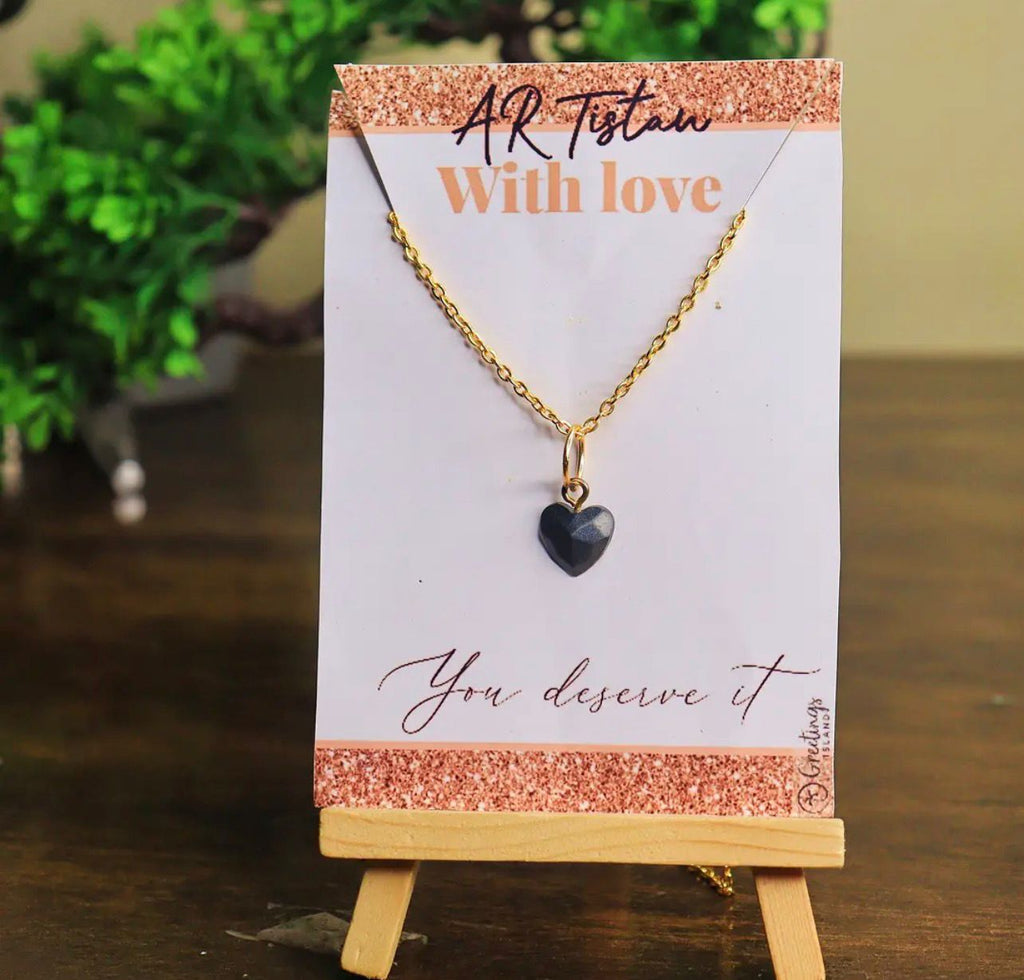 Black heart resin pendant with chain