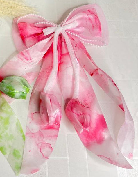 Pearl bow hair clip with tulips
