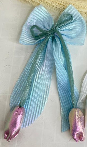 Bow tulip hair clips