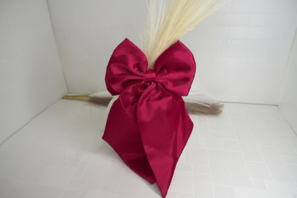 Fairytale bow hair clip